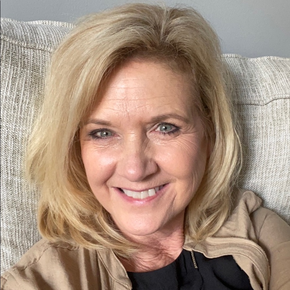 Meet your Posher, Renee